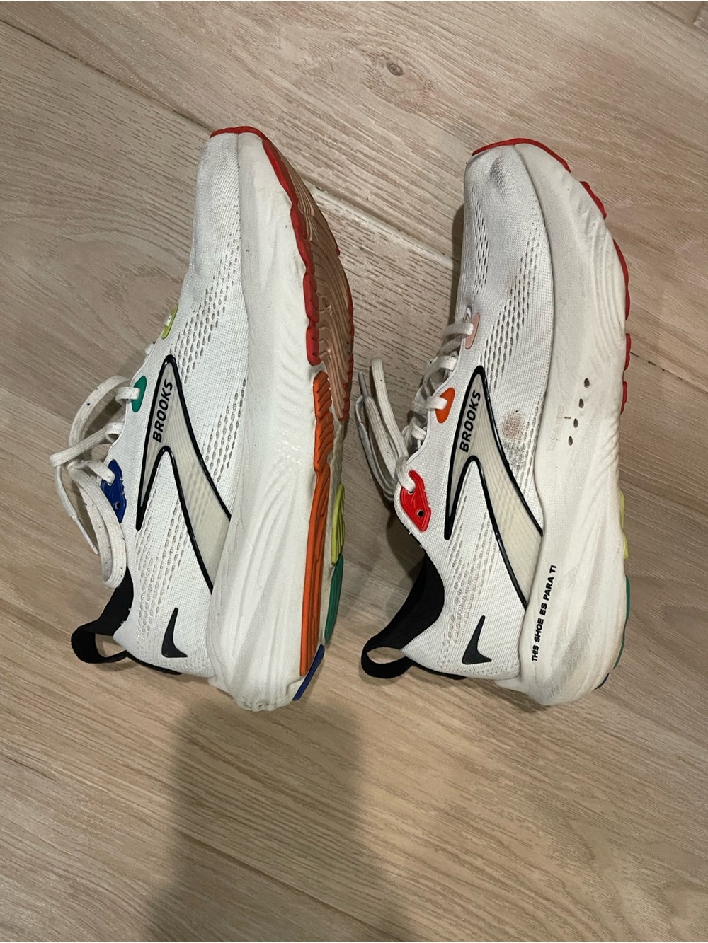 Brooks White Sneakers with Red, Blue, Green and Black Accents - Picture 3 of 5